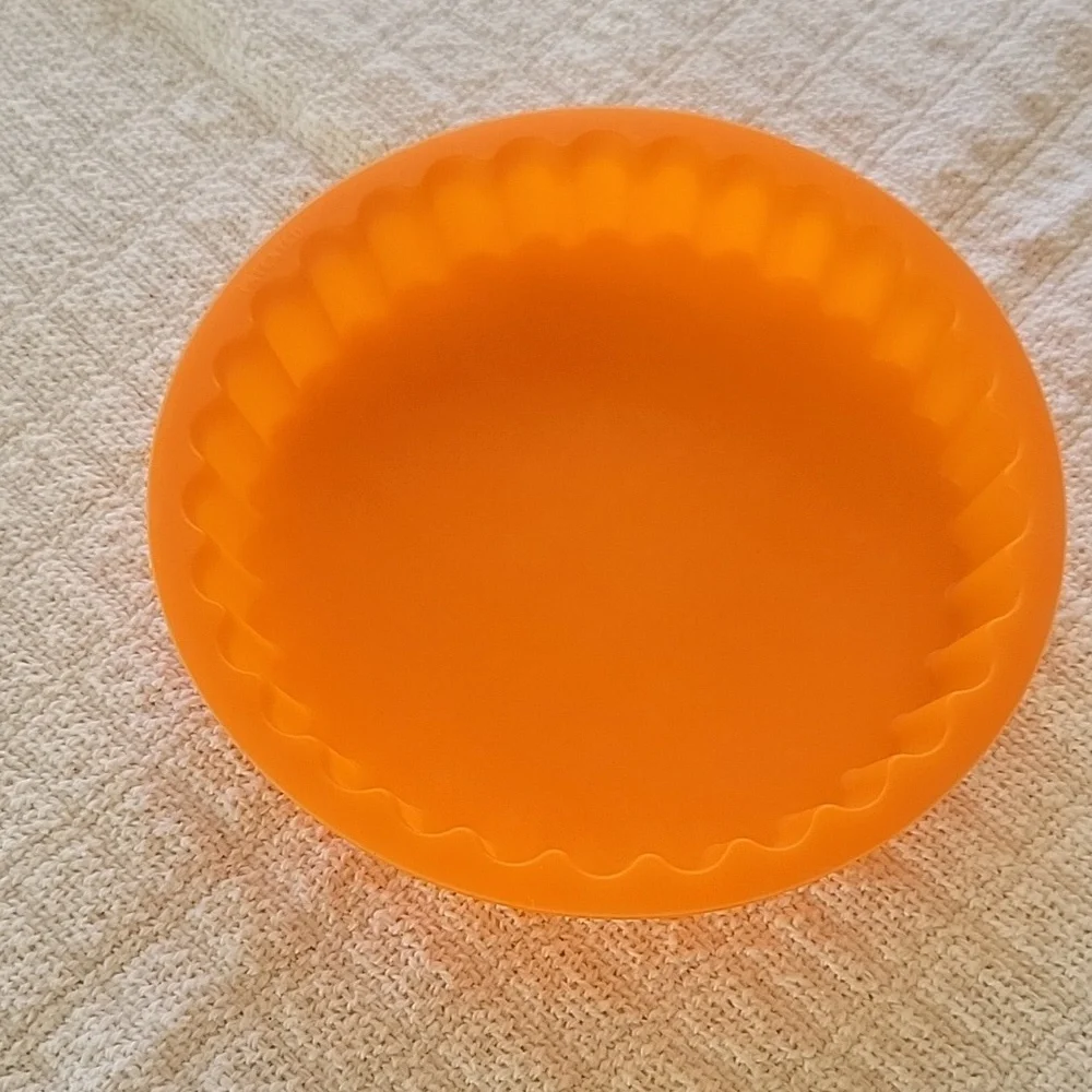 Le creuset and Mastrad  Orka set of 3 items